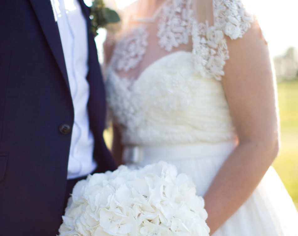 AN ENGLISH GARDEN WEDDING