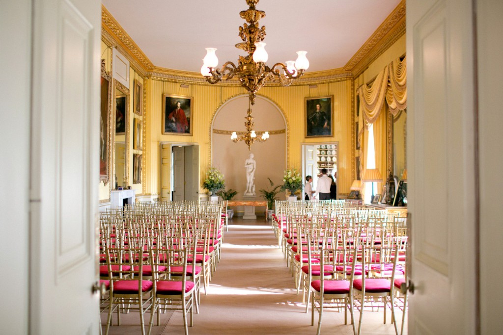 A GOODWOOD HOUSE WEDDING - Caught The Light