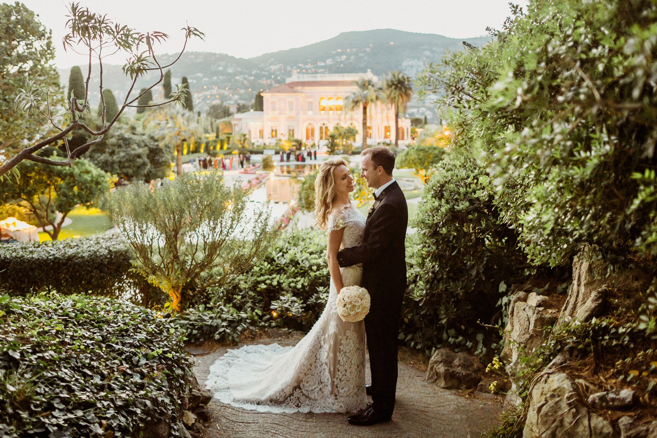 A Romantic and Sophisticated Wedding at Villa Ephrussi de